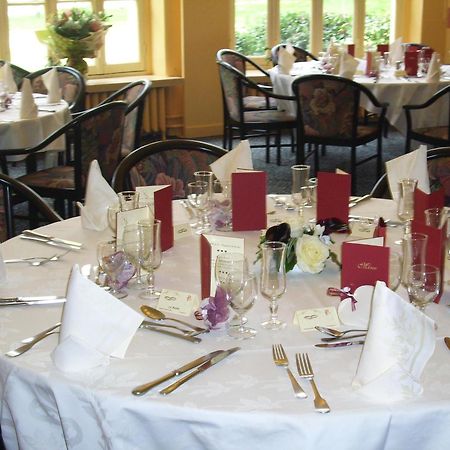 Hotel Restaurant Du Parc De La Colombiere Дижон Экстерьер фото